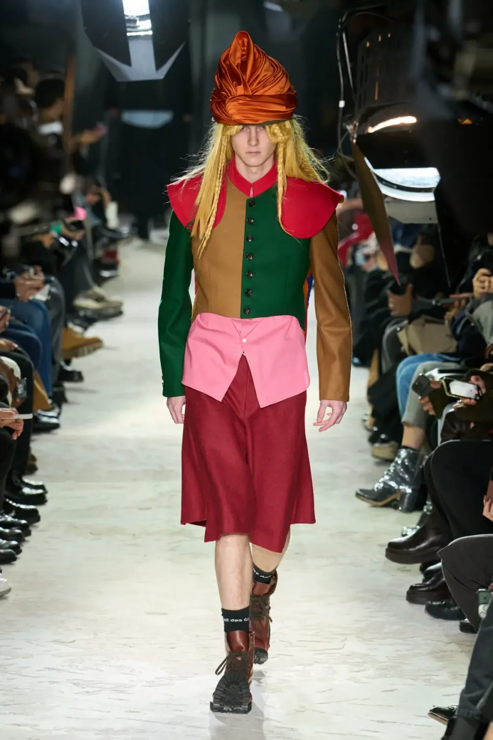 コムデギャルソンオムプリュス 2025年秋冬 LOOK 17