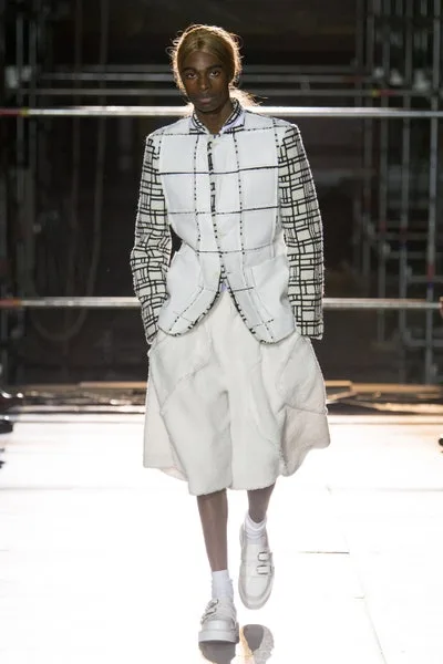 コムデギャルソンオムプリュス 2018秋冬 LOOK 12