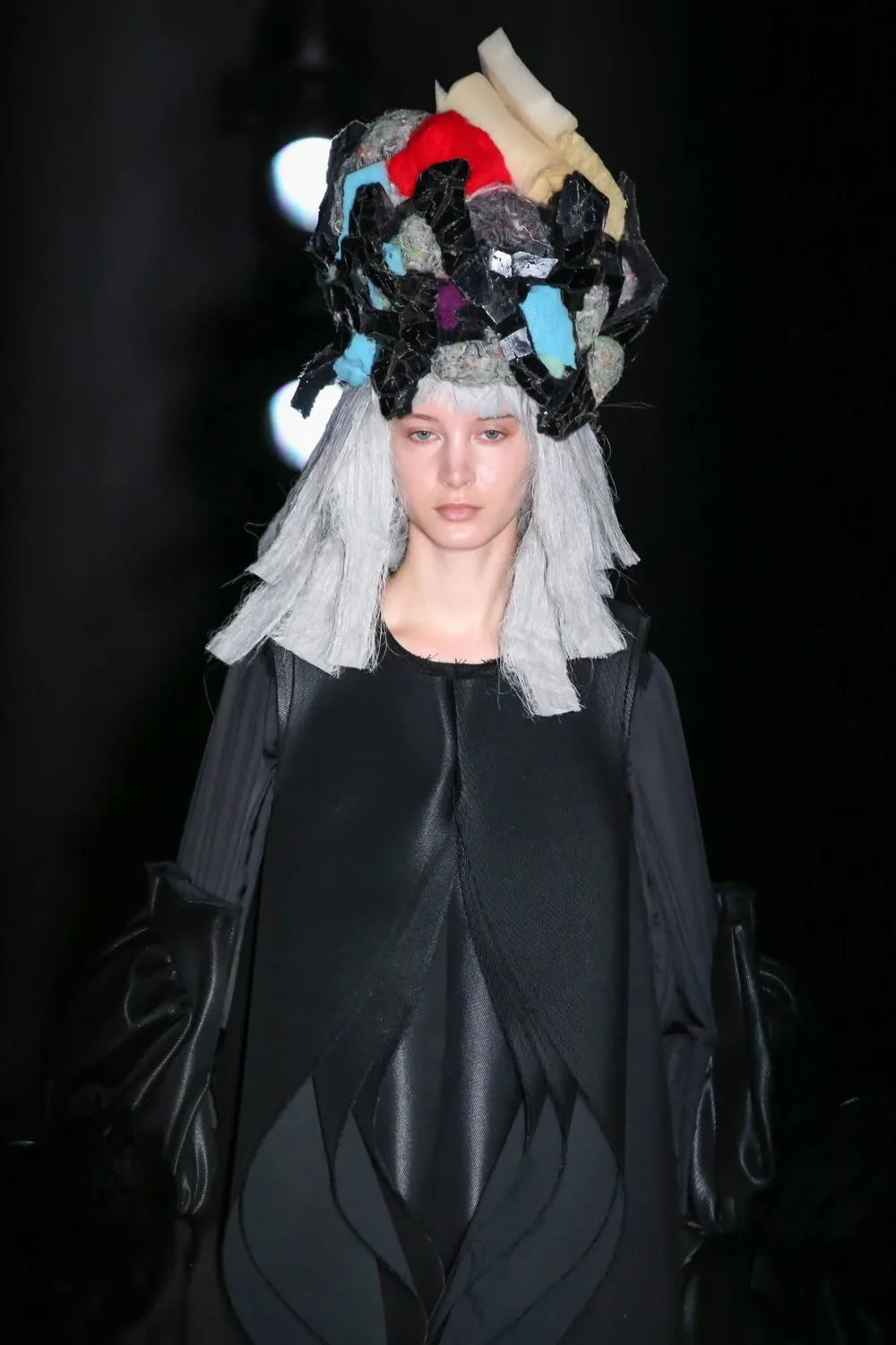 コムデギャルソン 2022年秋冬 LOOK 14 / VIEW 2