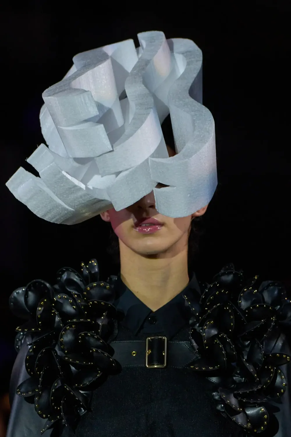 ノワールケイニノミヤ 2025年秋冬 LOOK 12 / VIEW 2