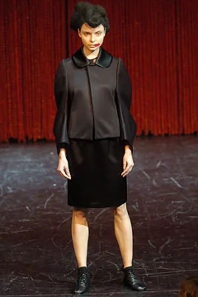 コムデギャルソン 2004秋冬 LOOK 6