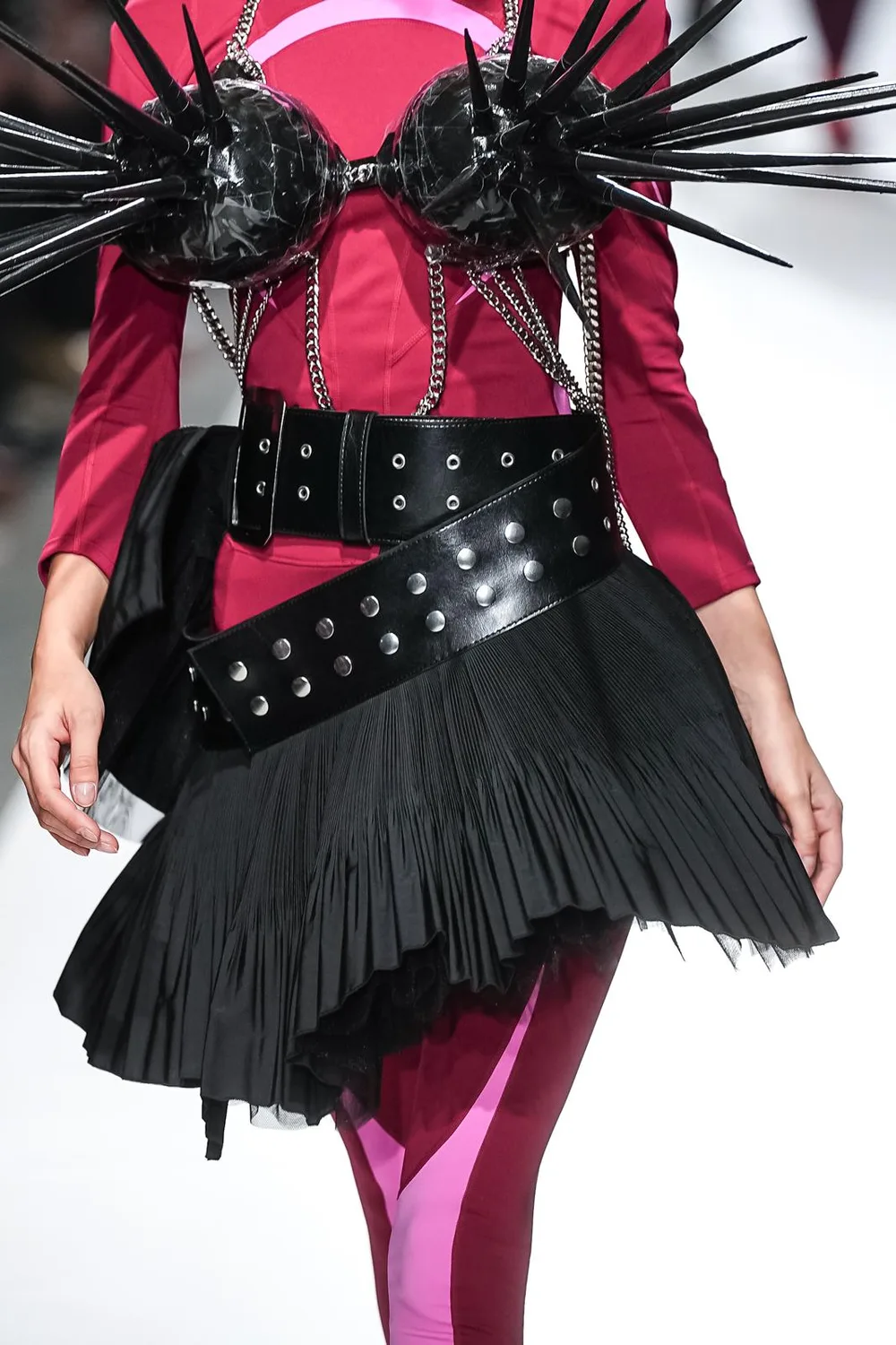 ジュンヤワタナベ 2027年春夏 LOOK 3 / VIEW 2