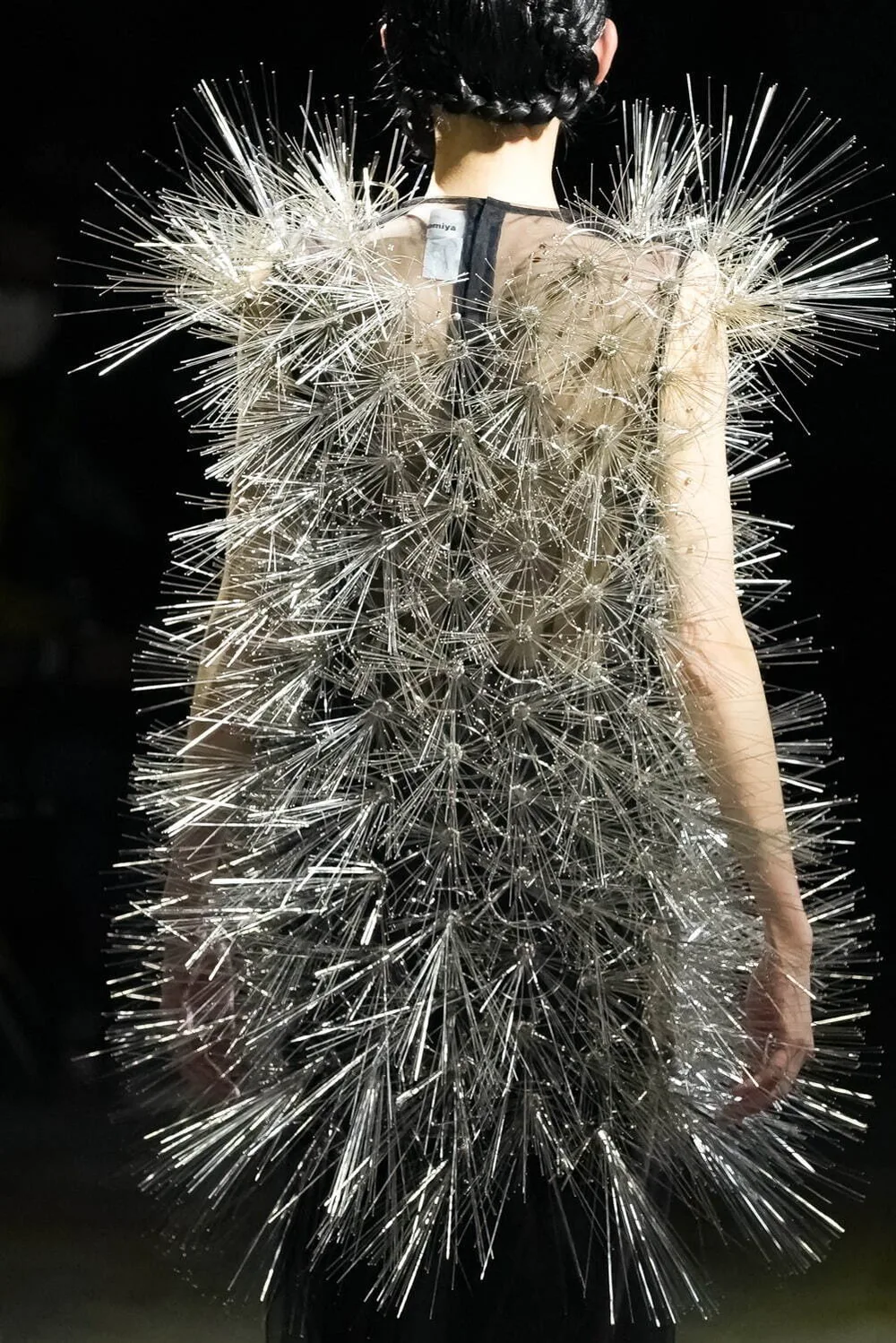 ノワールケイニノミヤ 2021年秋冬 LOOK 3 / VIEW 3