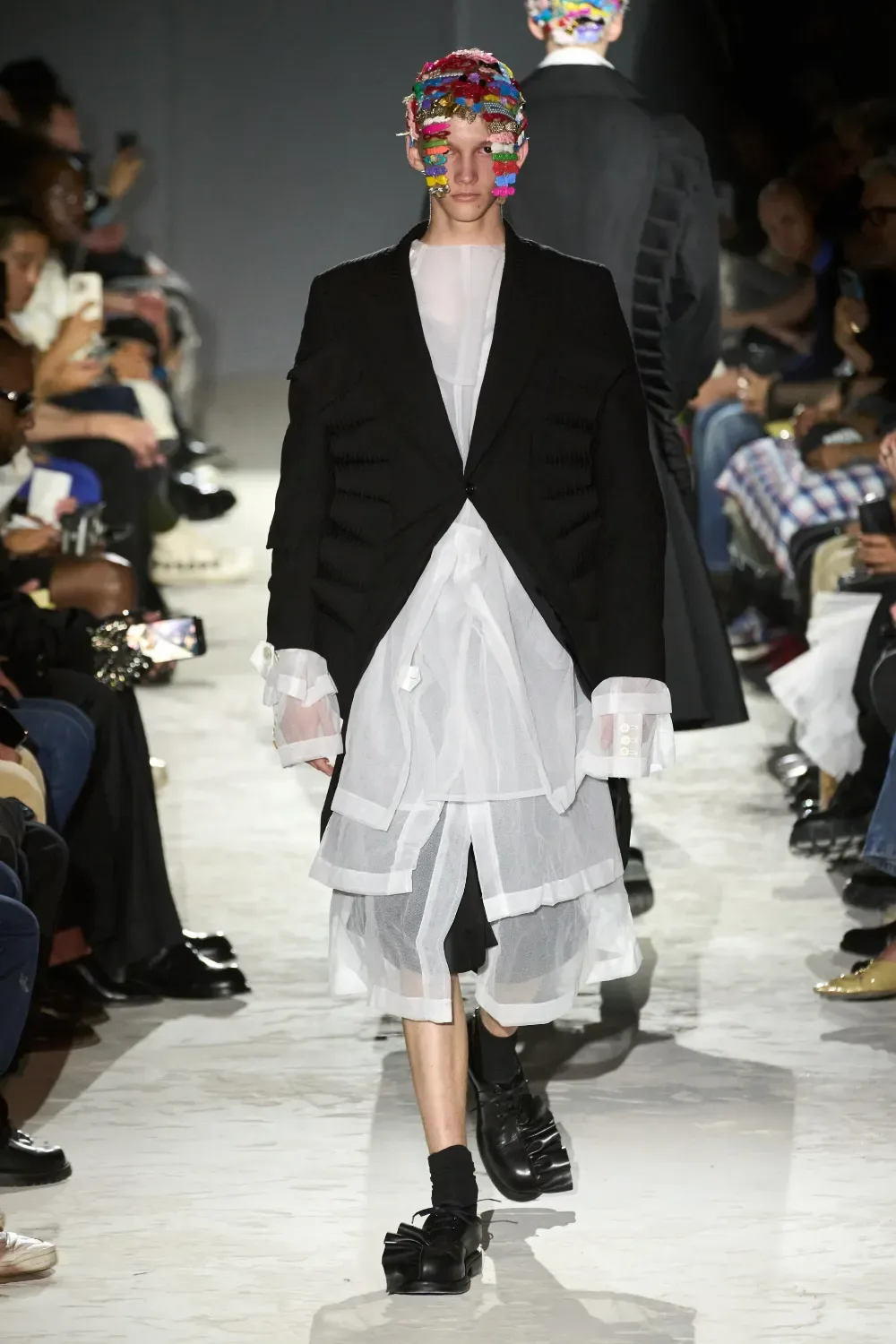 コムデギャルソンオムプリュス 2025年春夏 LOOK 2