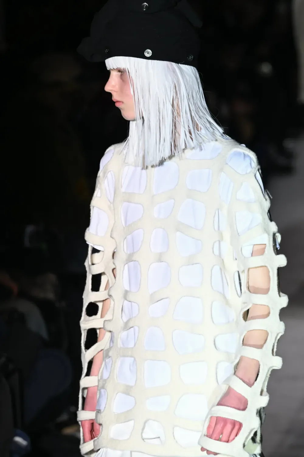 コムデギャルソンオムプリュス 2024年秋冬 LOOK 19 / VIEW 2
