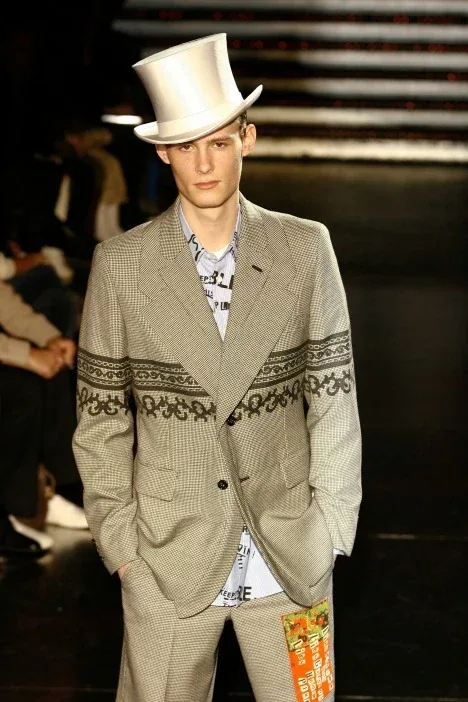 コムデギャルソンオムプリュス 2008秋冬 LOOK 30 / VIEW 2