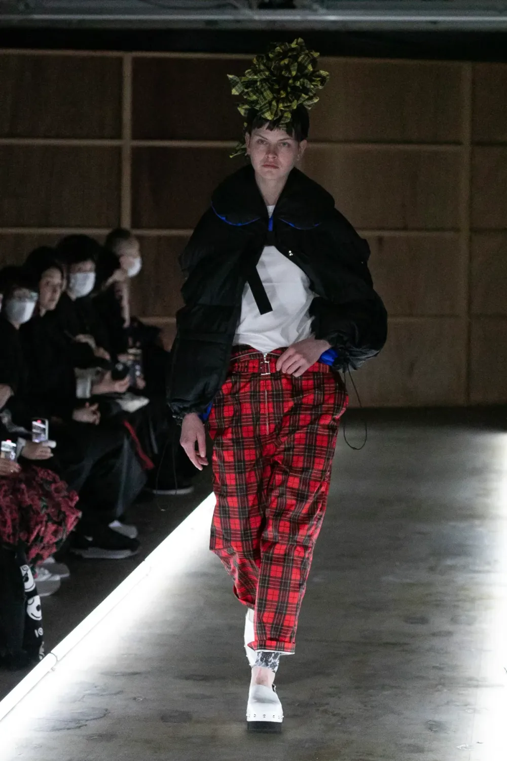 タオ 2023年秋冬 LOOK 36