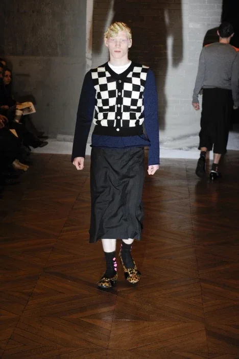 コムデギャルソンオムプリュス 2009秋冬 LOOK 14