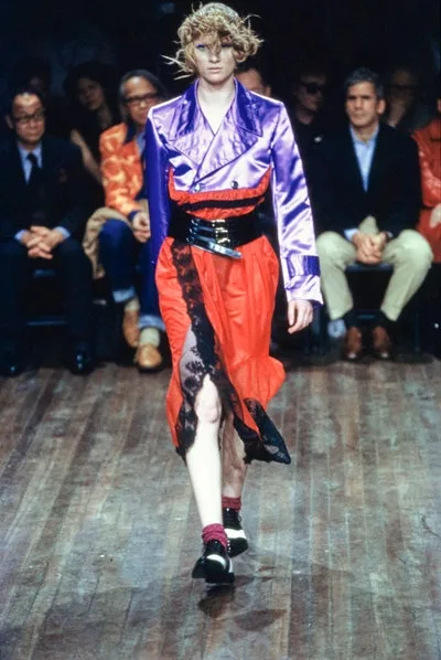 コムデギャルソン 2001秋冬 LOOK 29