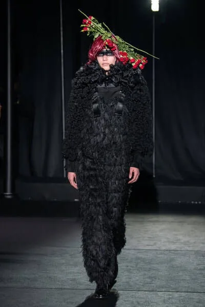 ノワールケイニノミヤ 2019秋冬 LOOK 5