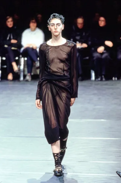 コムデギャルソン 2000秋冬 LOOK 33