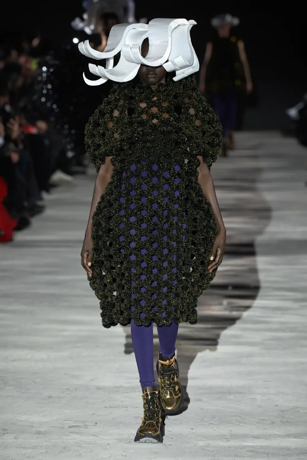ノワールケイニノミヤ 2025年秋冬 LOOK 9