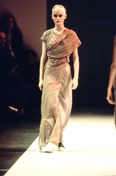 コムデギャルソン 1994春夏 LOOK 16