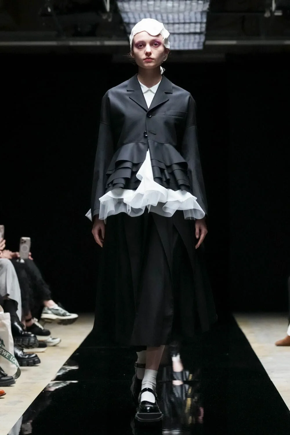 タオ 2025年秋冬 LOOK 12