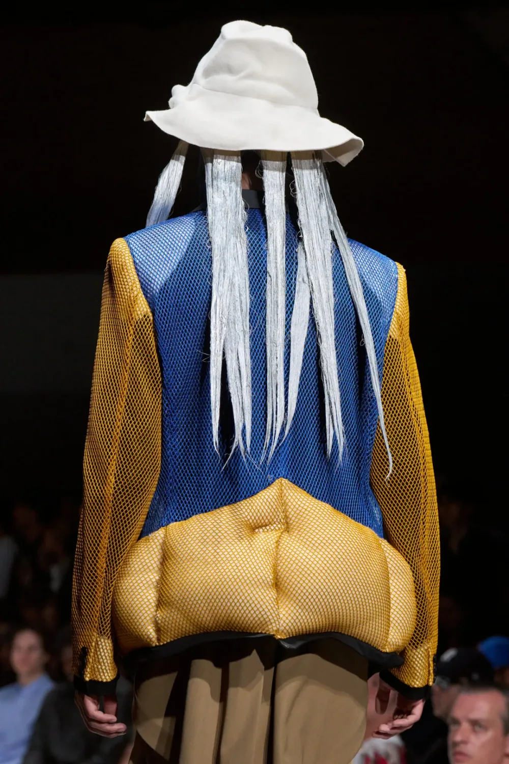 コムデギャルソンオムプリュス 2027年春夏 LOOK 34 / VIEW 3