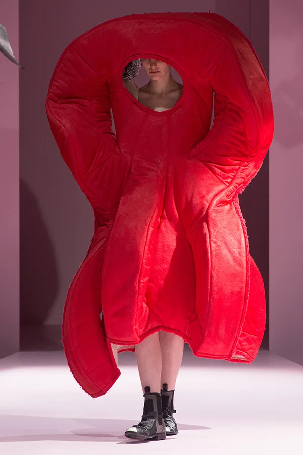 コムデギャルソン 2017秋冬 LOOK 12