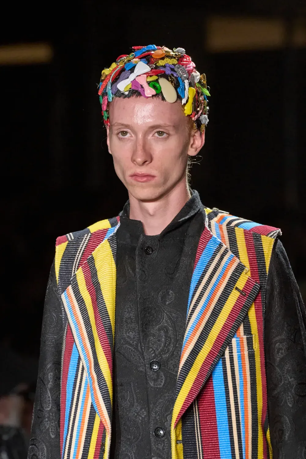 コムデギャルソンオムプリュス 2025年春夏 LOOK 23 / VIEW 2