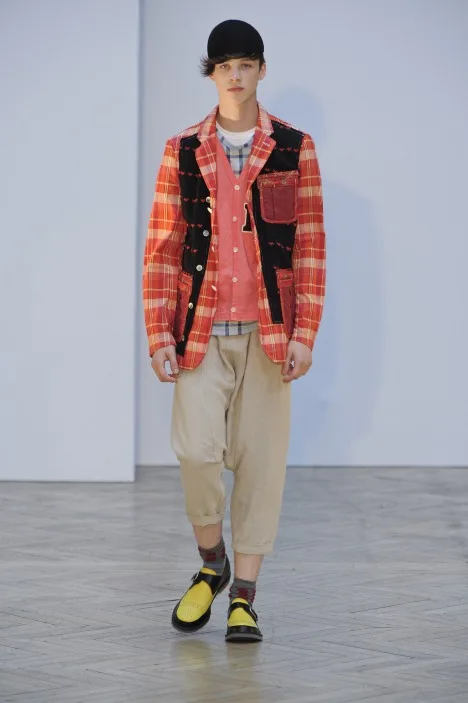 コムデギャルソンオムプリュス 2010春夏 LOOK 28