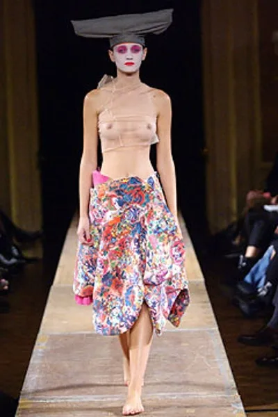 コムデギャルソン 2004春夏 LOOK 30