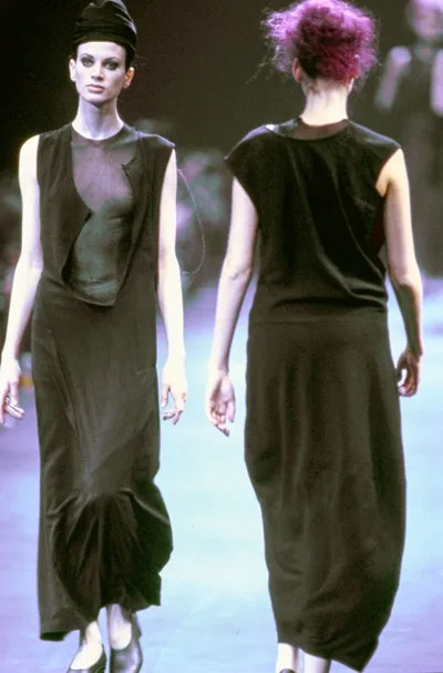 コムデギャルソン 1992秋冬 LOOK 4
