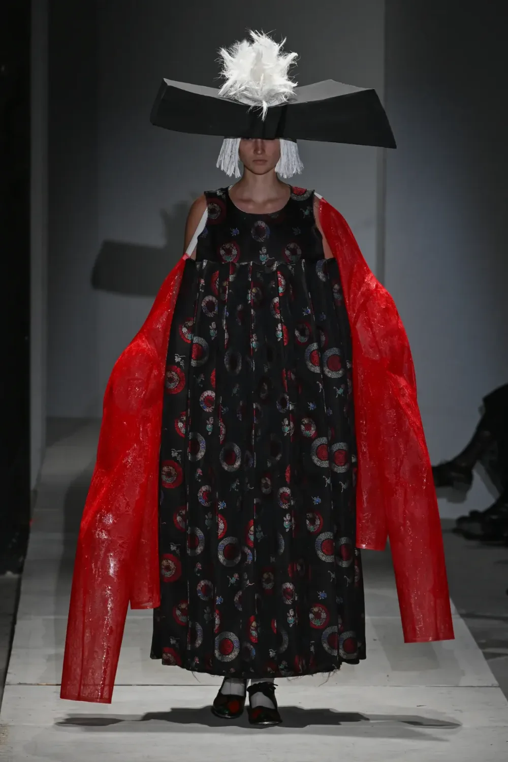 コムデギャルソン 2025年春夏 LOOK 10