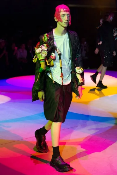コムデギャルソンオムプリュス 2018春夏 LOOK 37