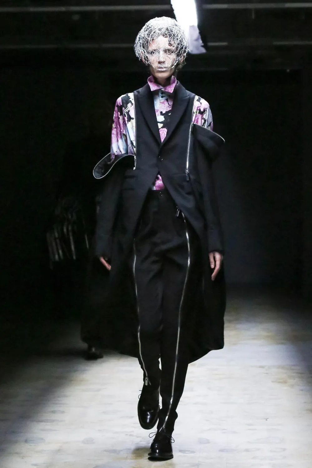 ノワールケイニノミヤ 2022年秋冬 LOOK 4