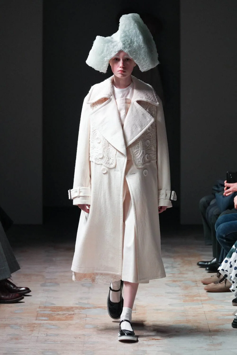 タオ 2024年秋冬 LOOK 13