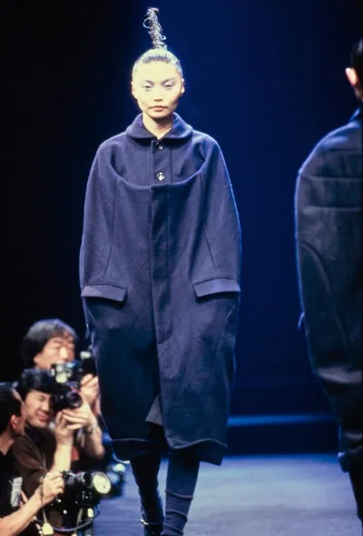 コムデギャルソン 1995秋冬 LOOK 19