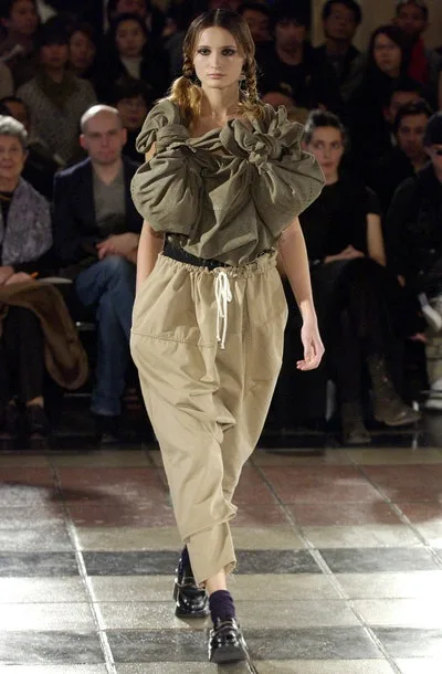 コムデギャルソン 2003秋冬 LOOK 38