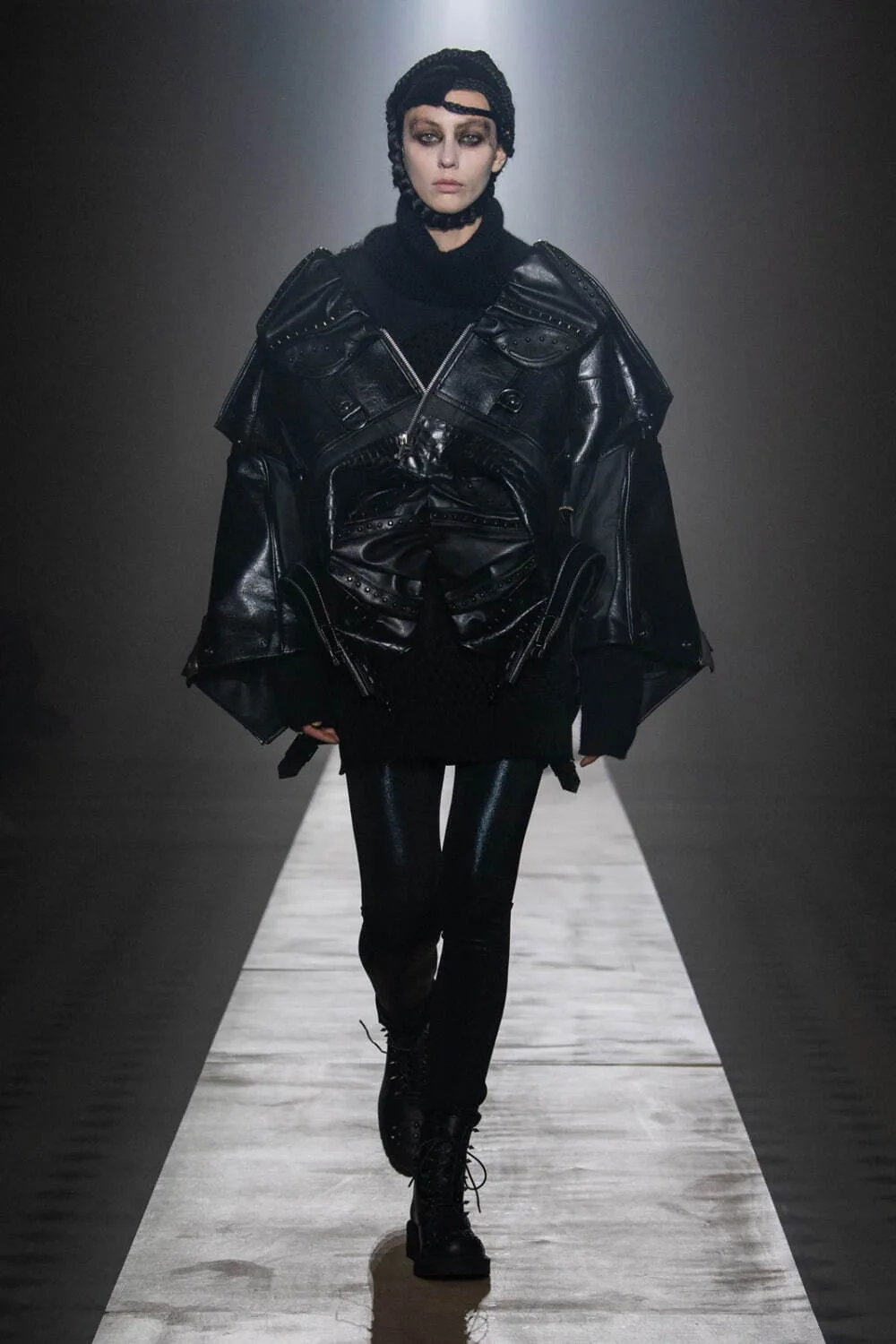 ジュンヤワタナベ 2023年秋冬 LOOK 15