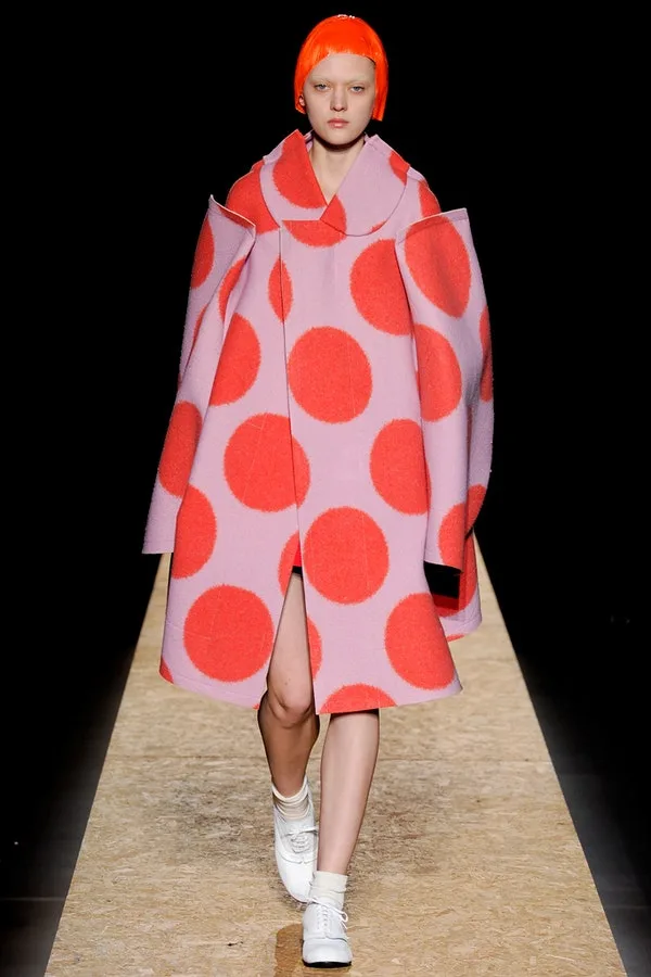 コムデギャルソン 2012秋冬 LOOK 16