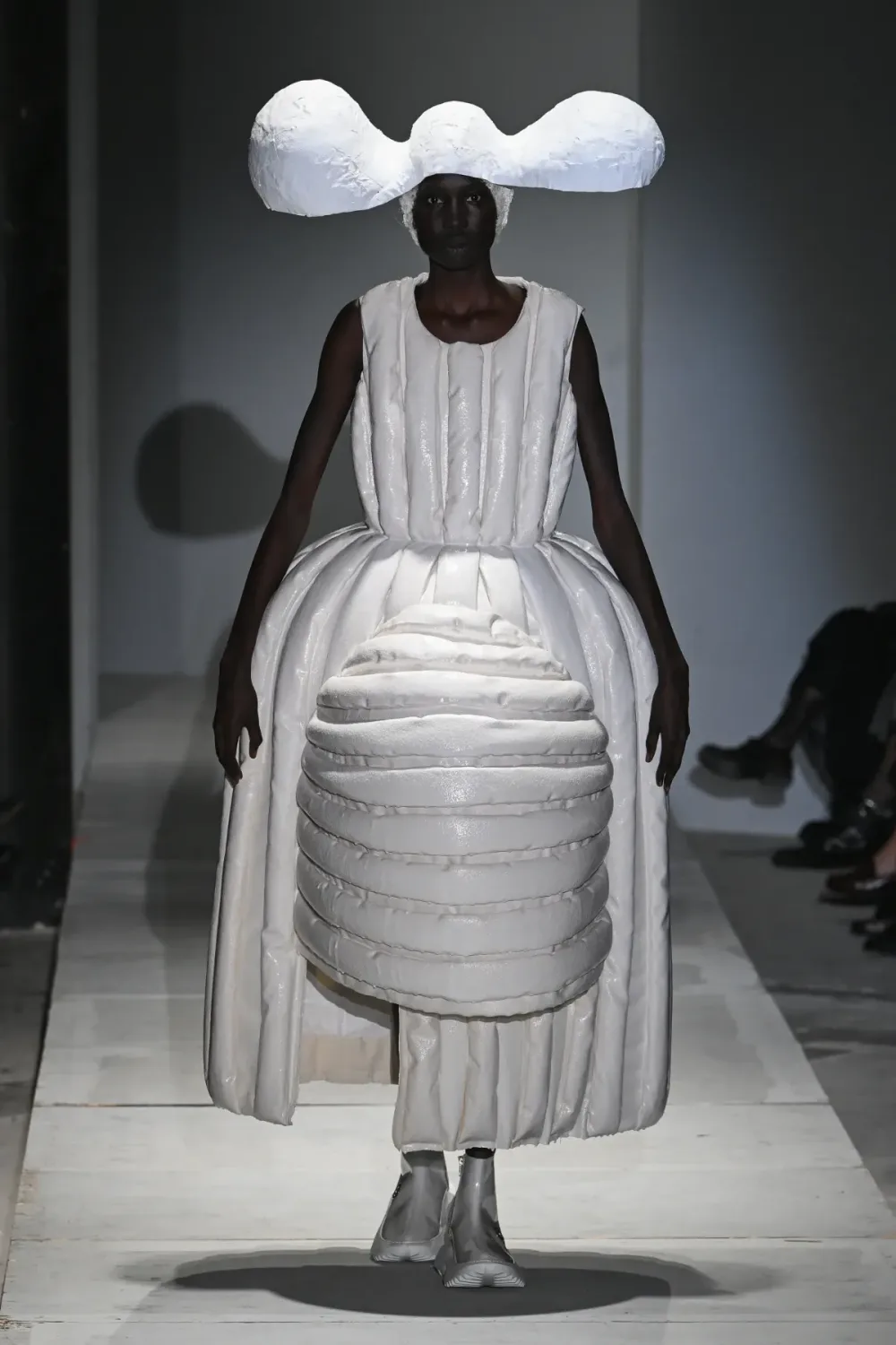 COMME des GARÇONS 2025 SSの同シーズン掲載写真。