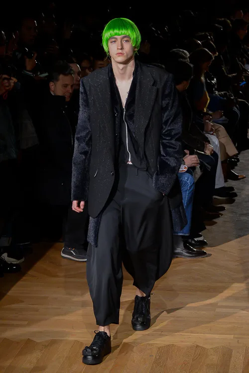コムデギャルソンオムプリュス 2017秋冬 LOOK 8