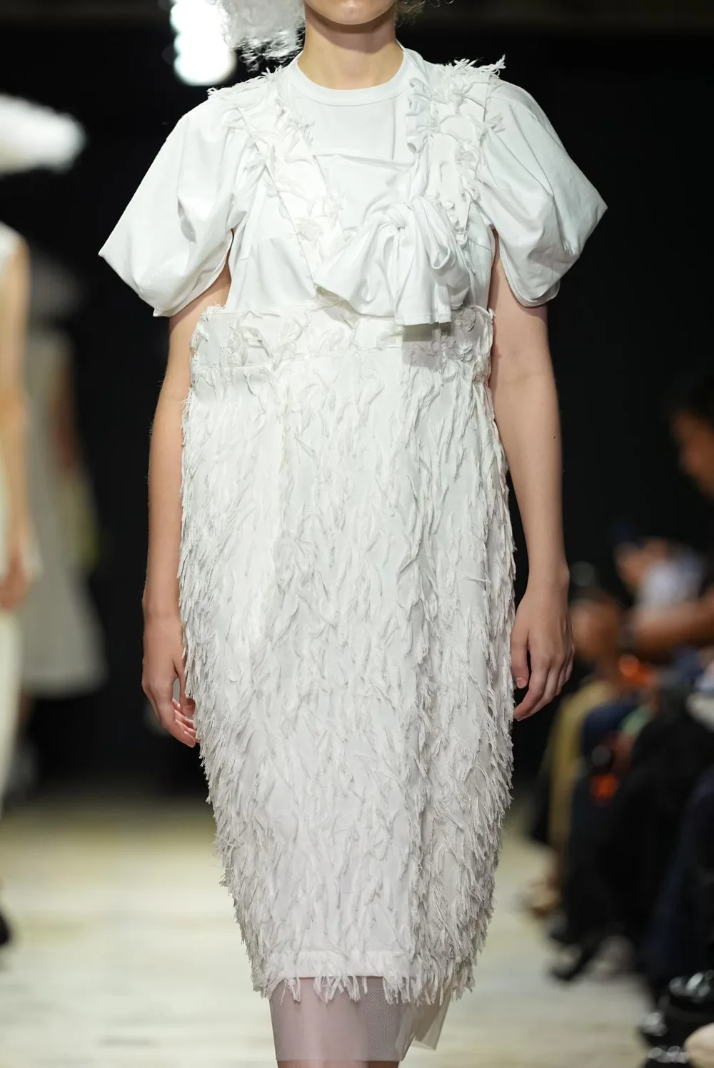 タオ 2027年春夏 LOOK 10 / VIEW 2