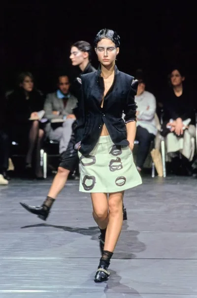 コムデギャルソン 2000秋冬 LOOK 56