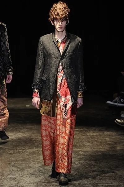 コムデギャルソンオムプリュス 2011秋冬 LOOK 28