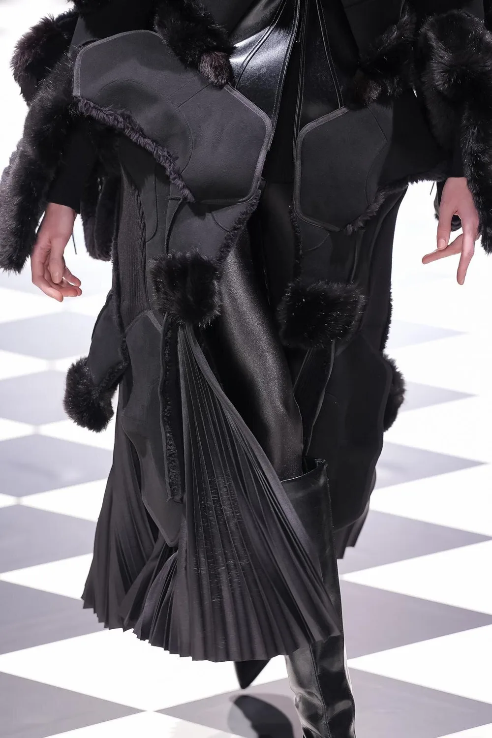 ジュンヤワタナベ 2026年秋冬 LOOK 18 / VIEW 2