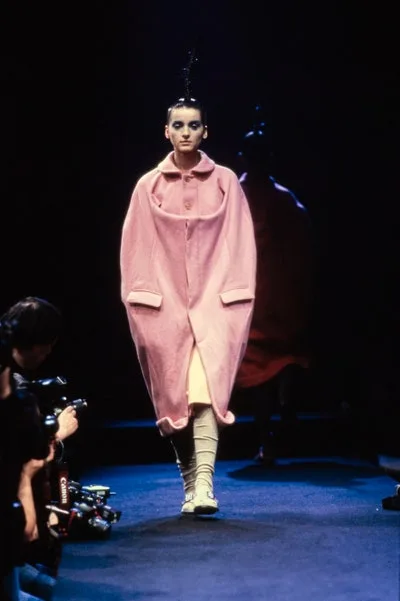 コムデギャルソン 1995秋冬 LOOK 27