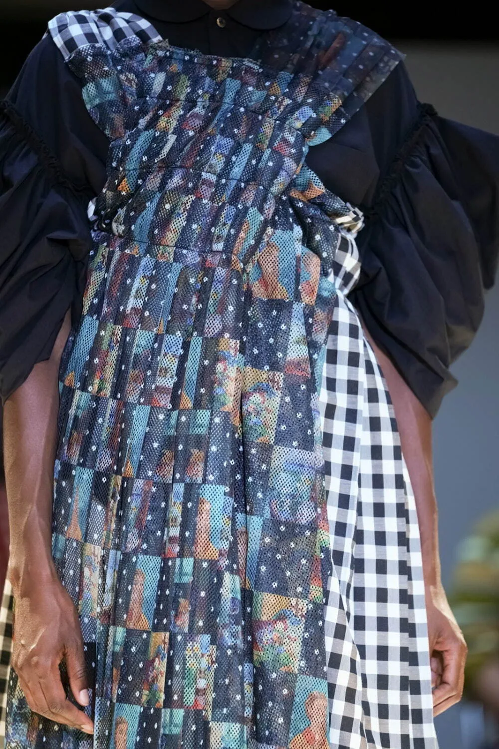 タオ 2025年春夏 LOOK 14 / VIEW 2
