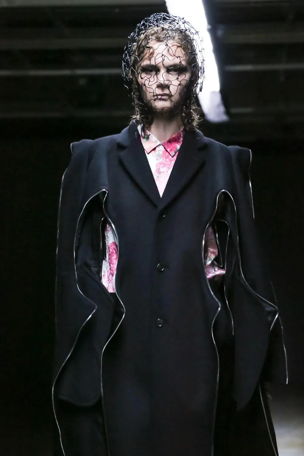 ノワールケイニノミヤ 2022年秋冬 LOOK 5 / VIEW 2