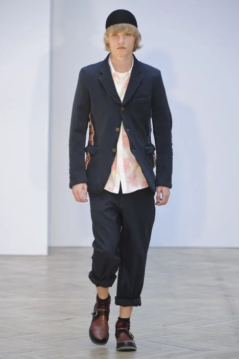 コムデギャルソンオムプリュス 2010春夏 LOOK 23