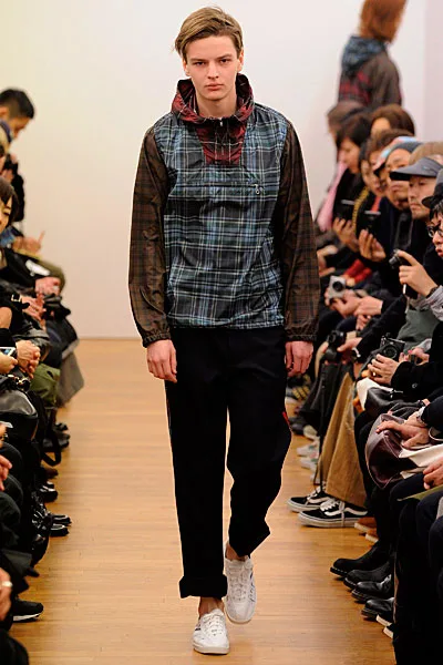 コムデギャルソンシャツ 2010秋冬 LOOK 9