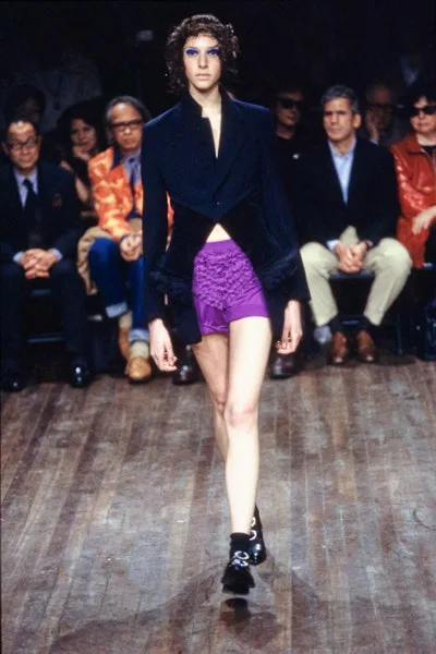 コムデギャルソン 2001秋冬 LOOK 25