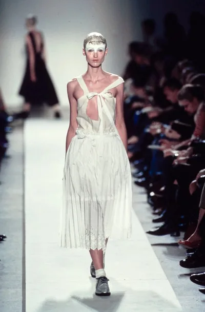 コムデギャルソン 2002春夏 LOOK 11