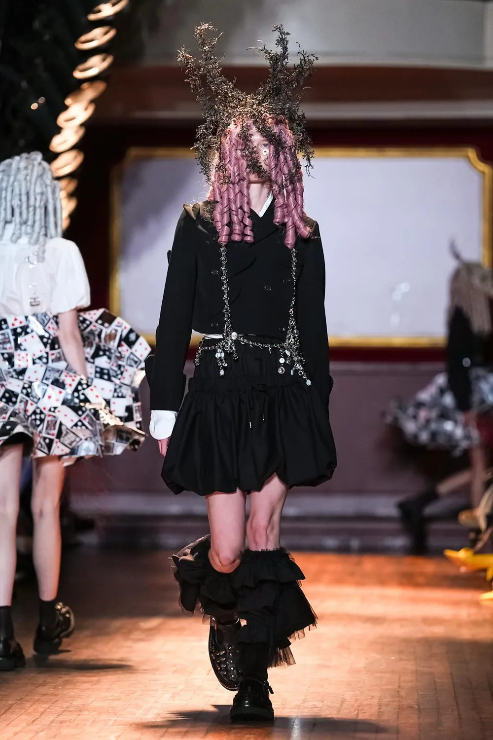 ノワールケイニノミヤ 2027年春夏 LOOK 22