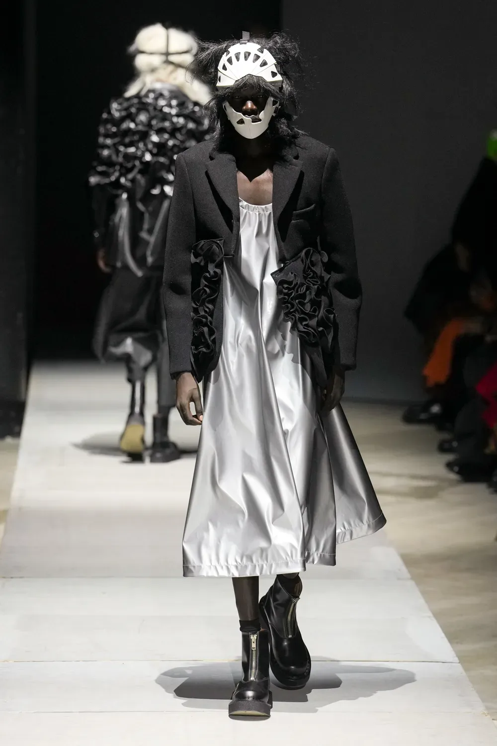 コムデギャルソンオムプリュス 2026年秋冬 LOOK 3
