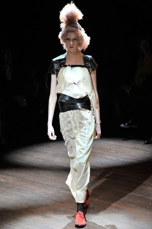 コムデギャルソン 2010春夏 LOOK 27