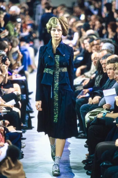 コムデギャルソン 2001春夏 LOOK 45