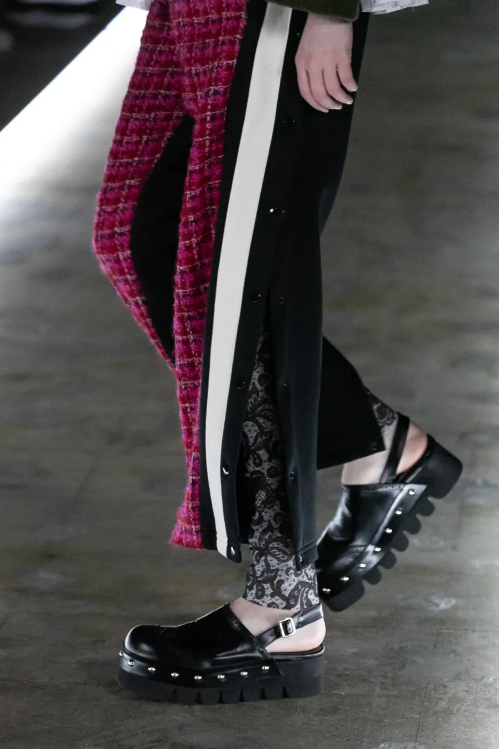 タオ 2023年秋冬 LOOK 19 / VIEW 3